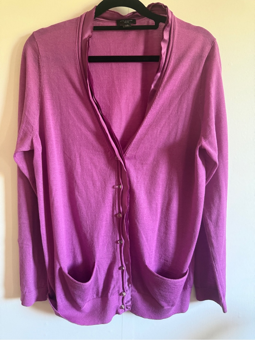 Ann Taylor Petite 100% Merino Wool Cardigan LP Pink Satin Trim Button Front
